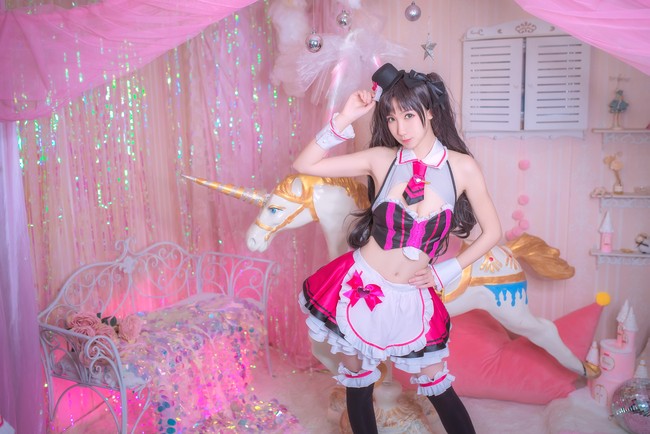 PG电子官网_孟子义《我不是购物狂》生动演绎恋爱少女 时尚养眼穿搭引热议(图1) PG电子平台